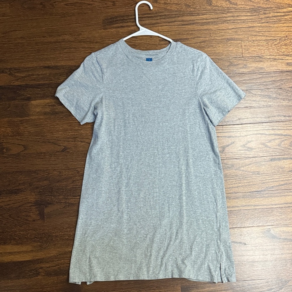 Old Navy Heather Gray T-Shirt Dress
